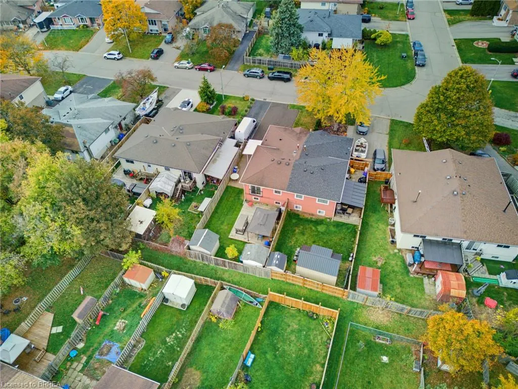 30 Maple Crescent