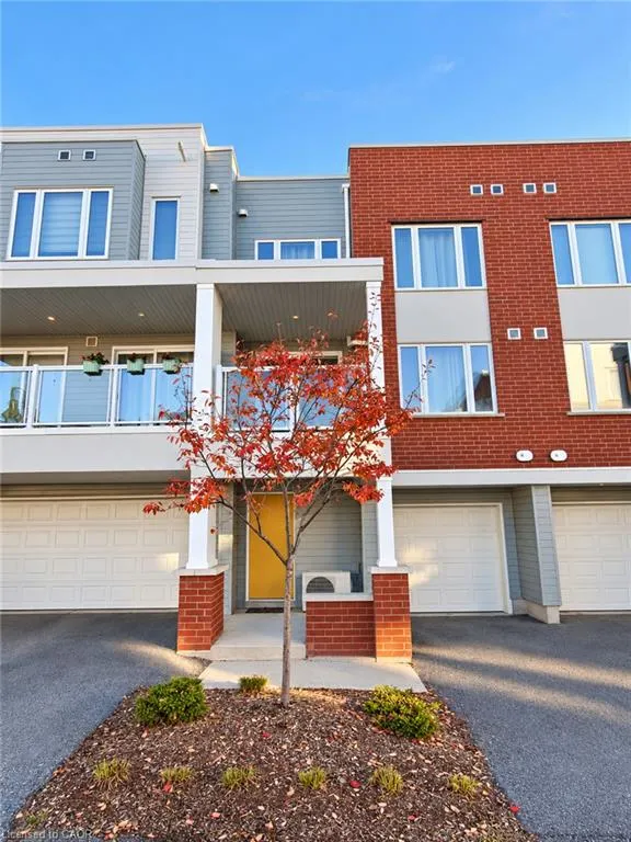 96 Progress Crescent