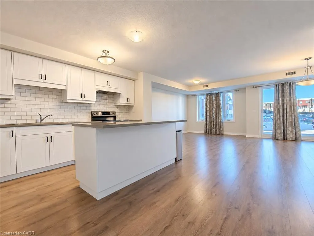 96 Progress Crescent