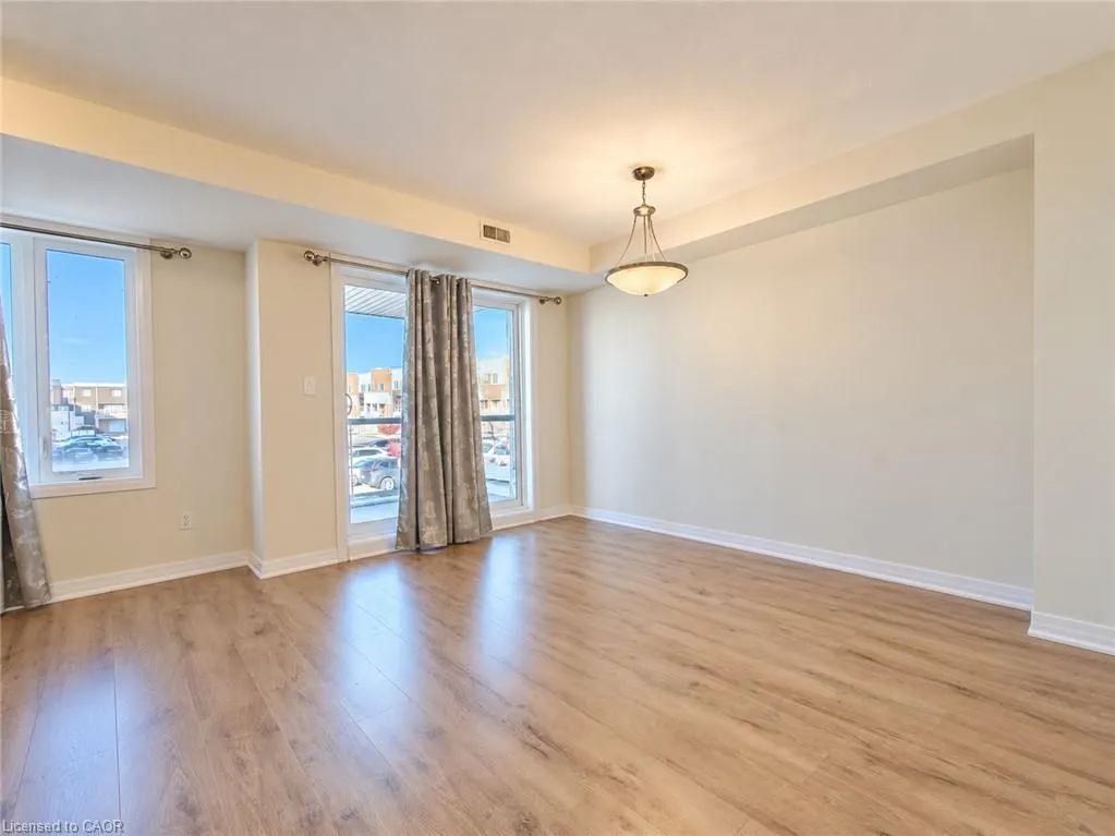 96 Progress Crescent