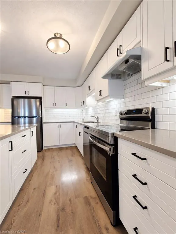 96 Progress Crescent