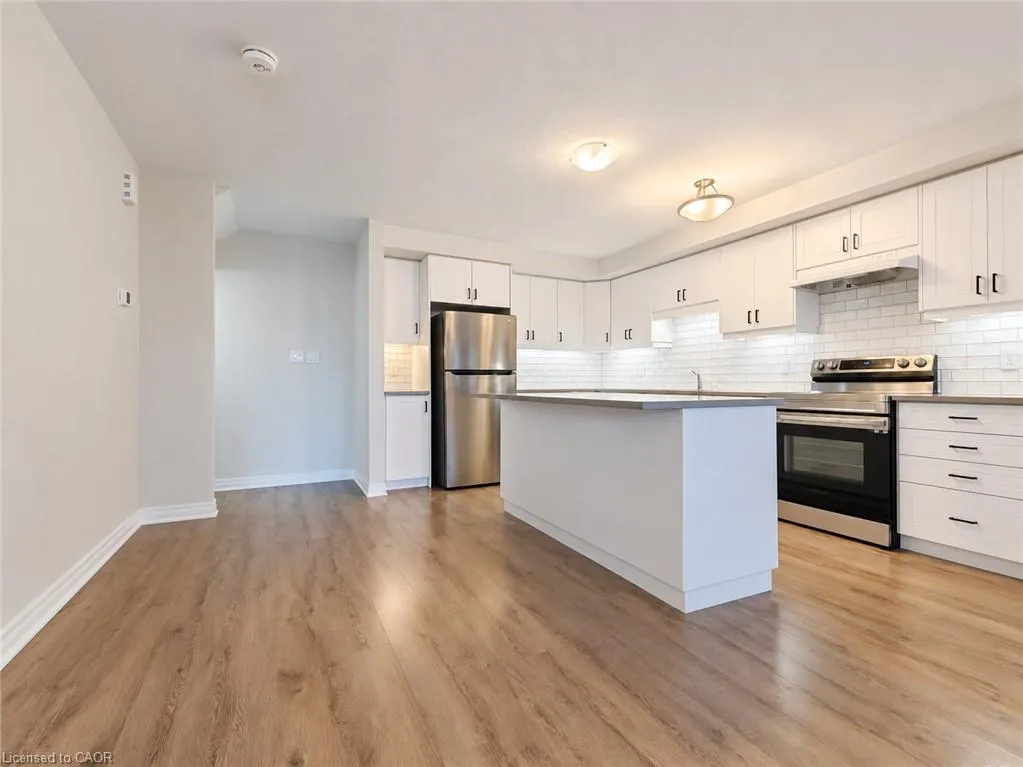 96 Progress Crescent
