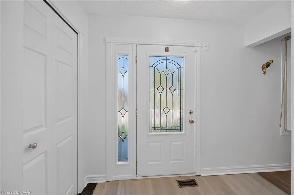 411 Queen Victoria Drive