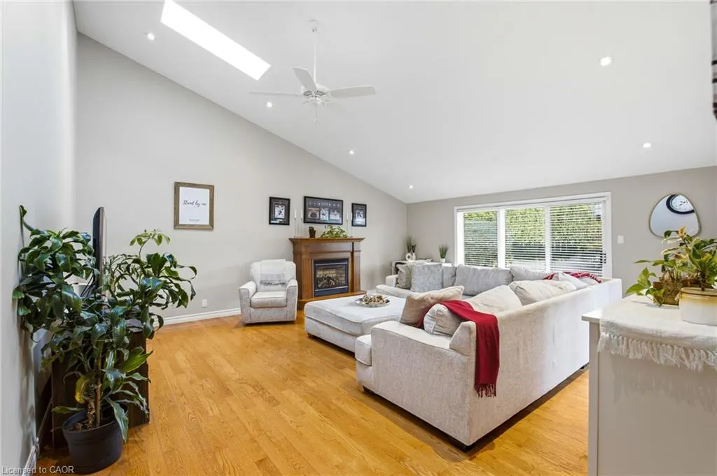 47 Eastwood Drive