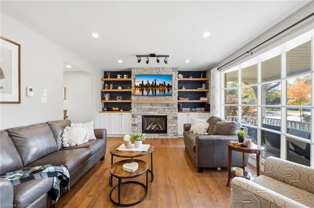 47 Eastwood Drive