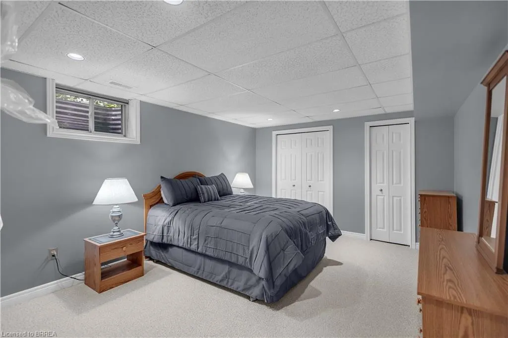 25 Sudds Lane