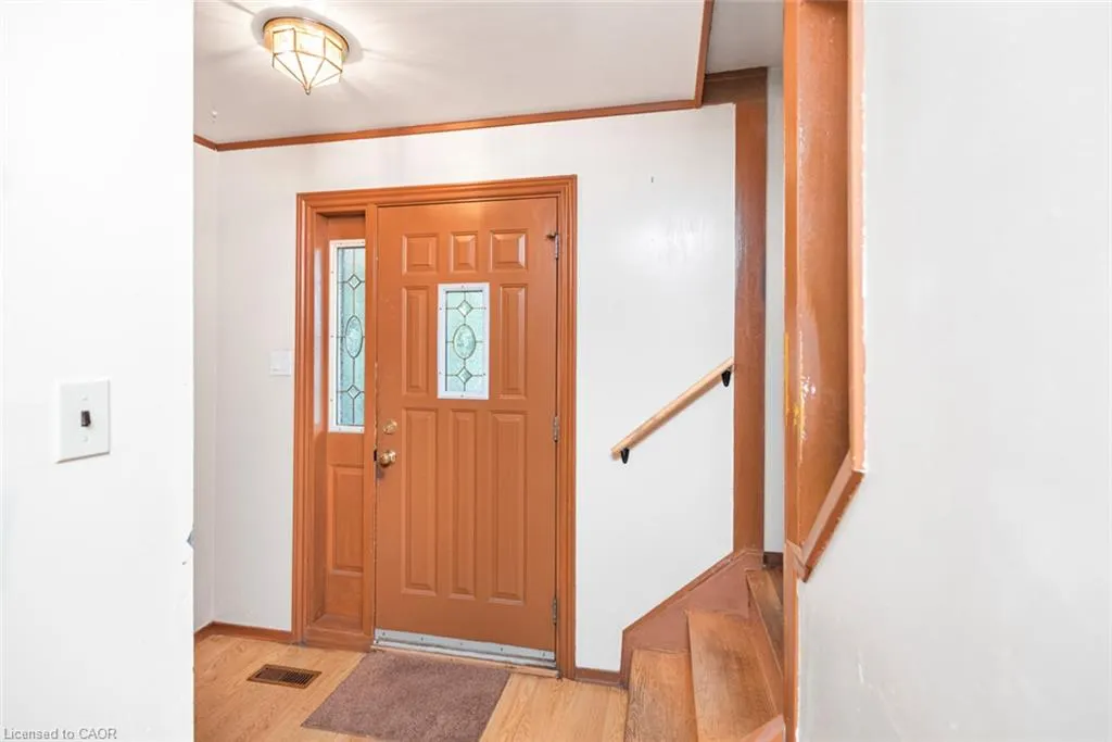 160 Birchcliffe Crescent