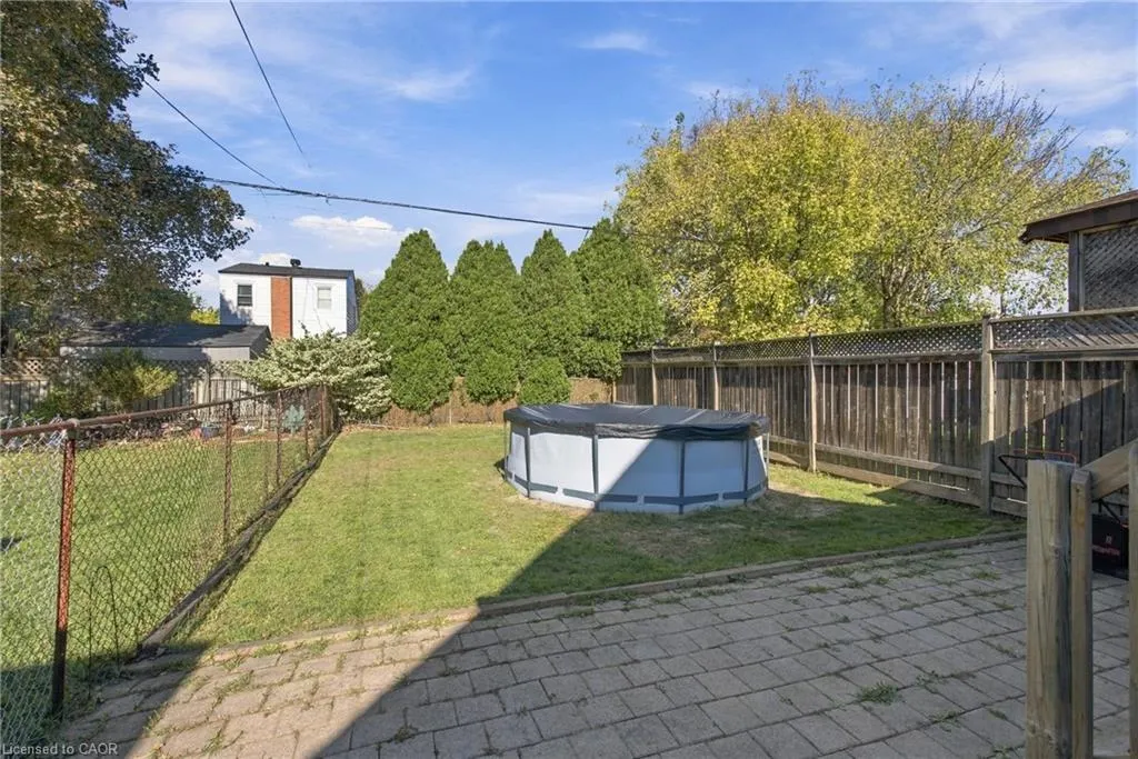 153 Albany Avenue