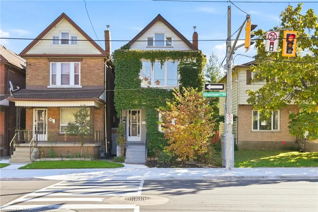 26 Sherman Avenue N