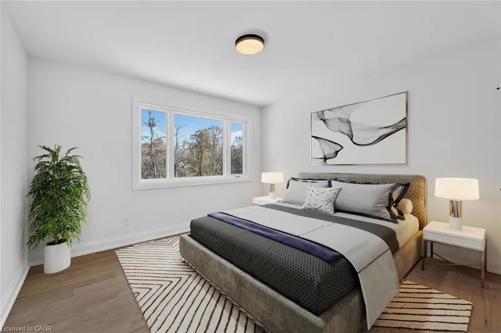 8735 Harlyn Common