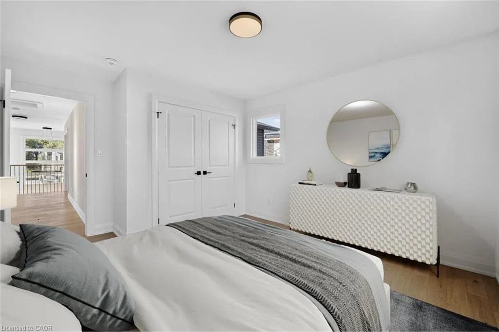 8735 Harlyn Common