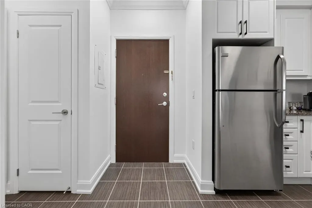 216 Oak Park Boulevard #214
