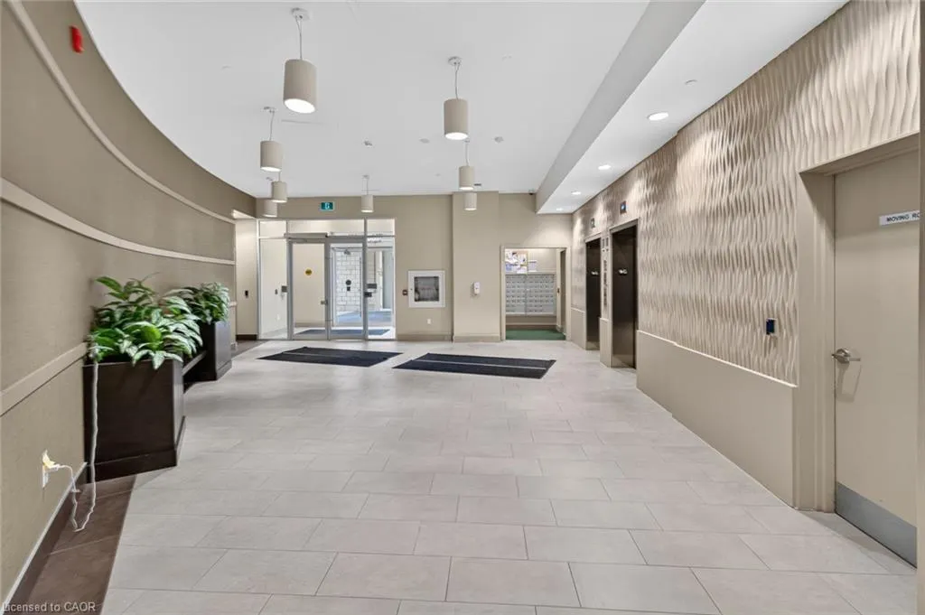 216 Oak Park Boulevard #214