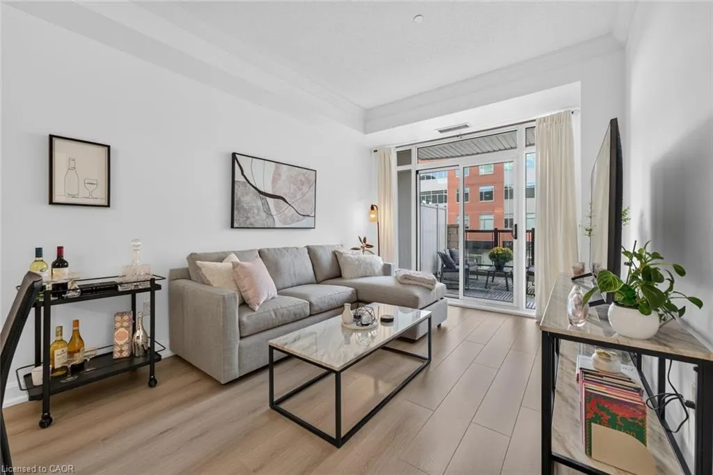 216 Oak Park Boulevard #214