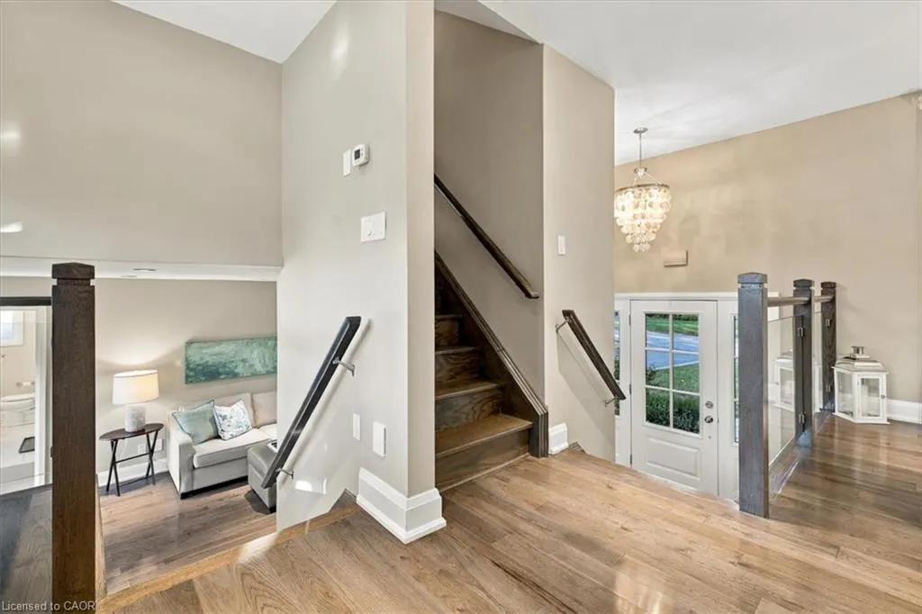 368 Aurora Crescent