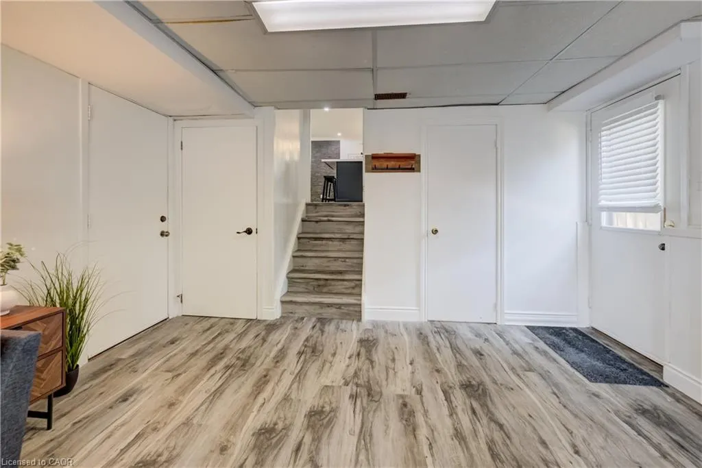85 Foxhunt Road