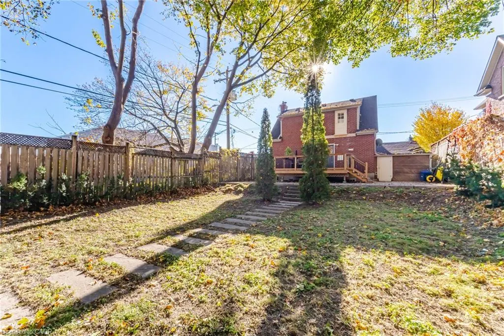 11 Rock Avenue