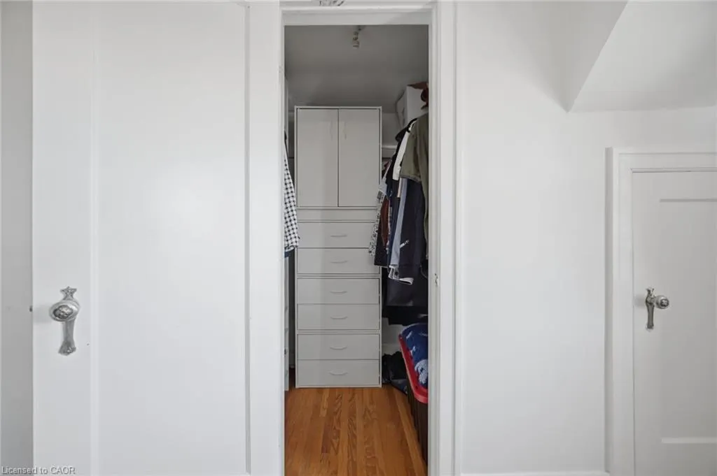 11 Rock Avenue