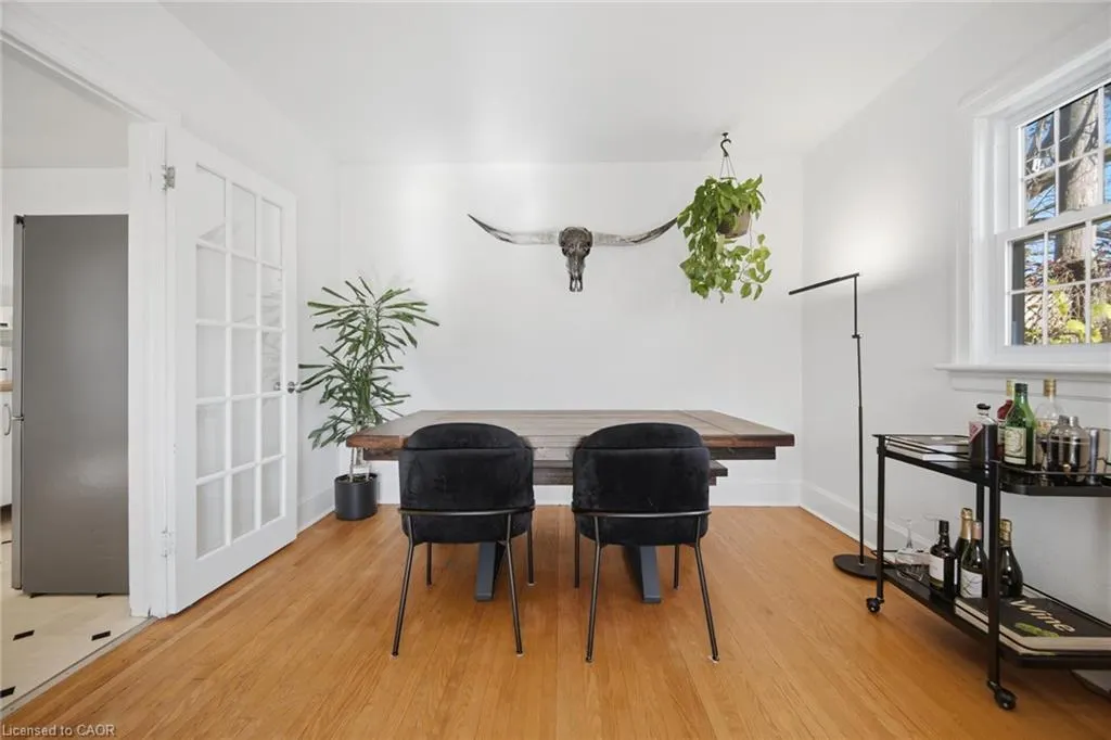 11 Rock Avenue