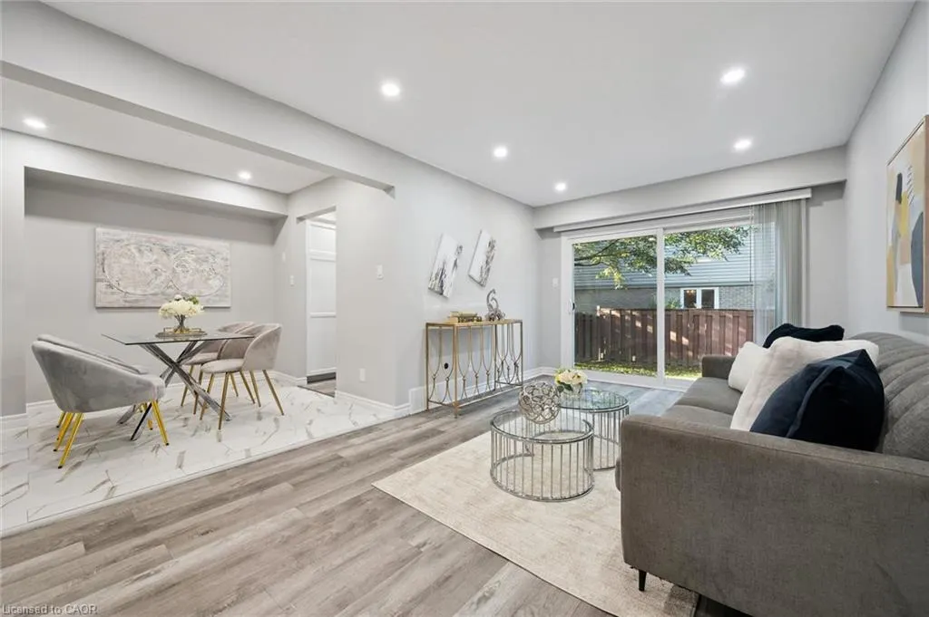 46 Cedarwoods Crescent #20