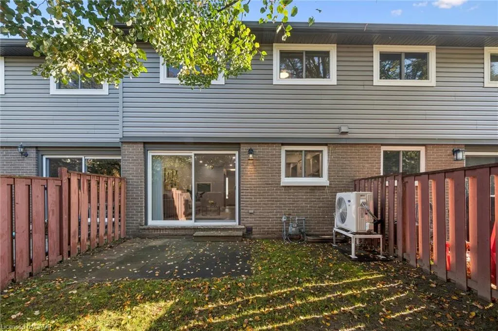46 Cedarwoods Crescent #20