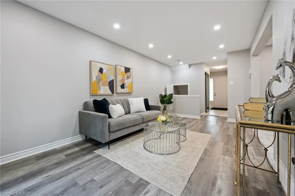 46 Cedarwoods Crescent #20
