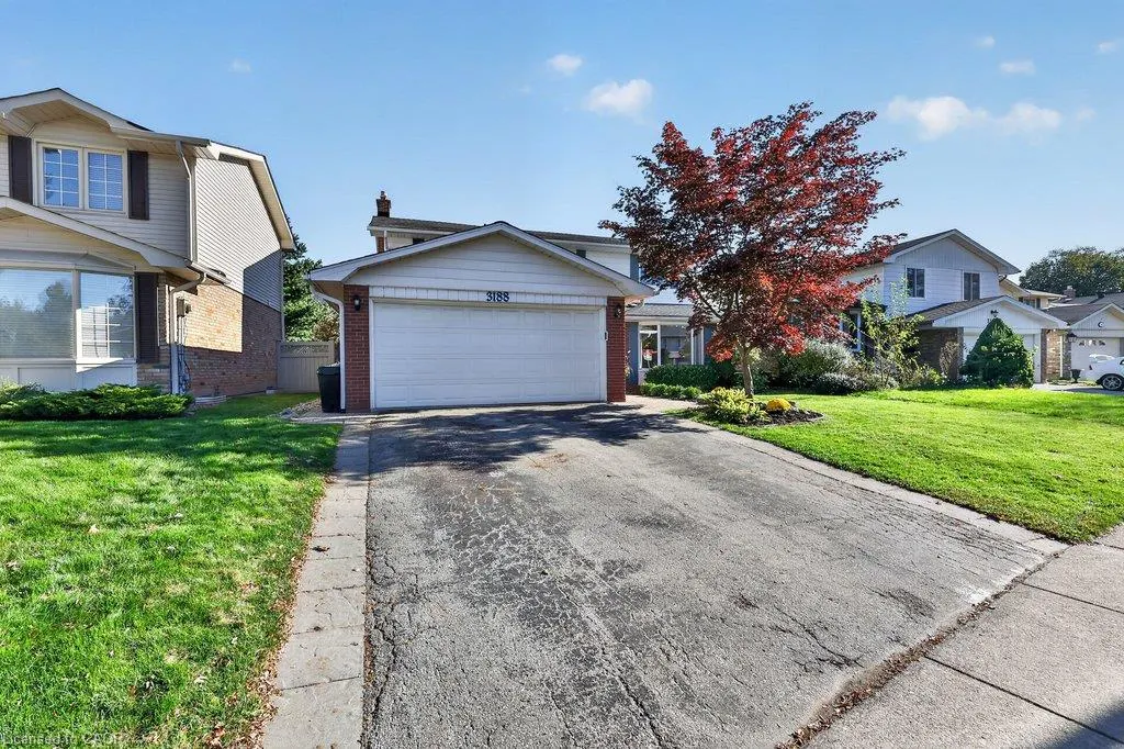 3188 Woodward Avenue