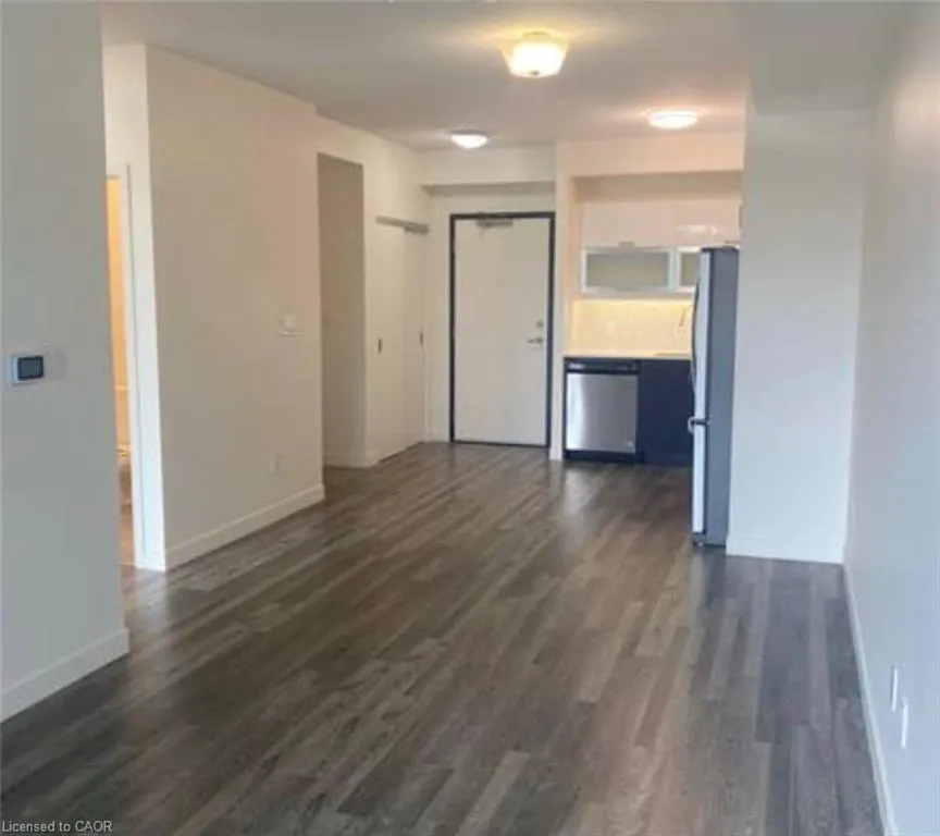 128 King Street #911