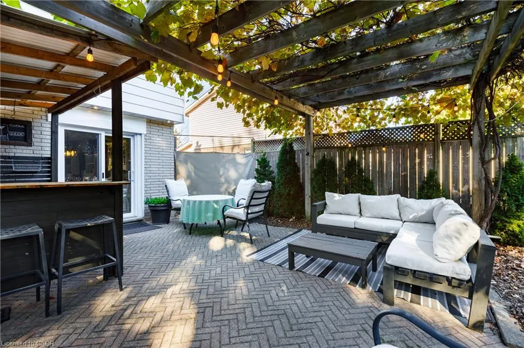 1323 Queen's Boulevard