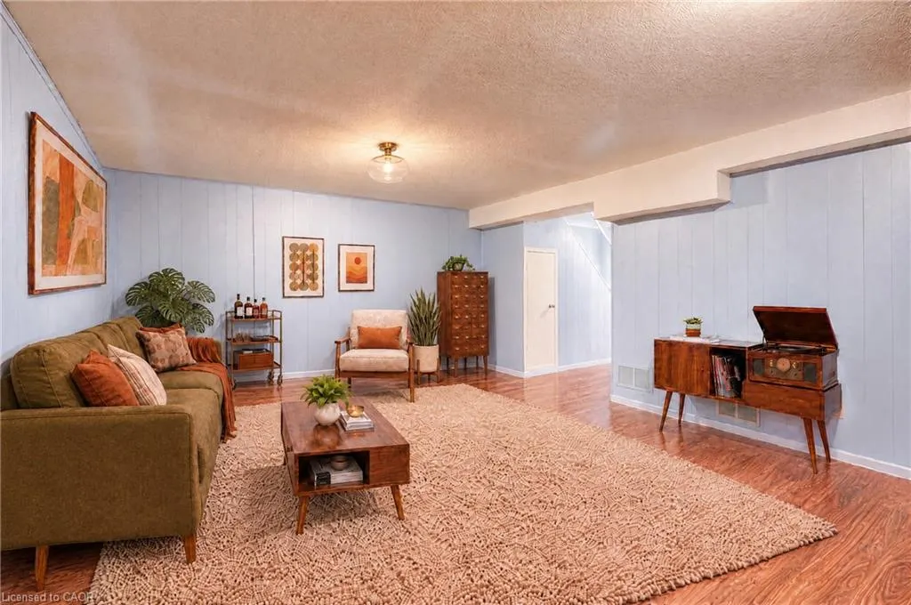 2713 Andorra Circle