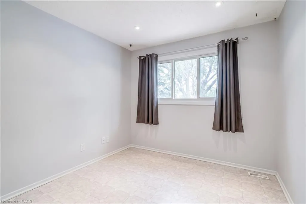 2713 Andorra Circle