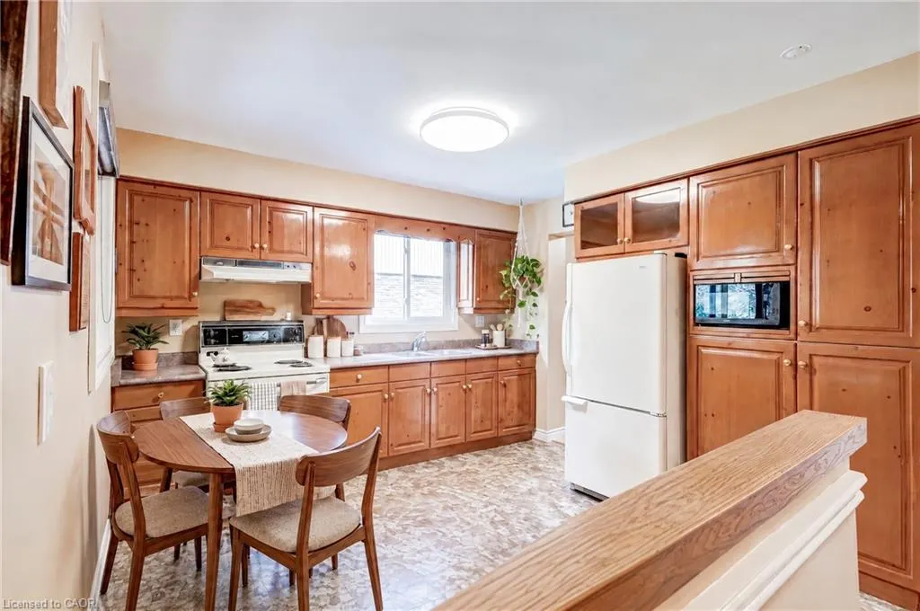 2713 Andorra Circle