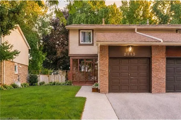 2713 Andorra Circle