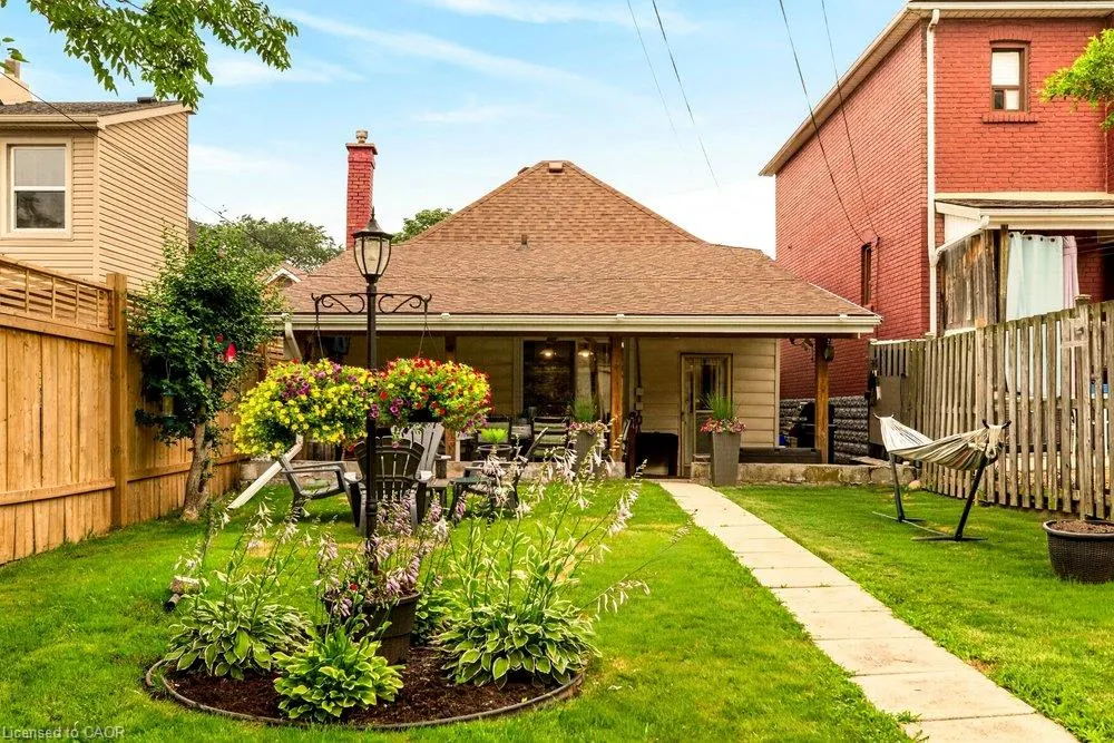 66 Beechwood Avenue