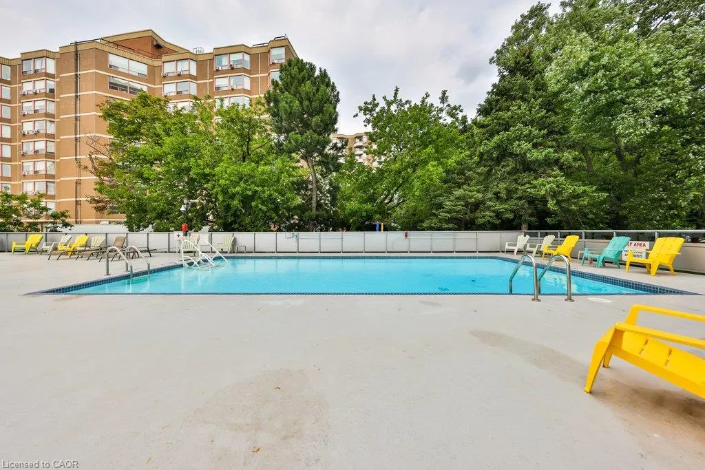 2263 Marine Drive #301