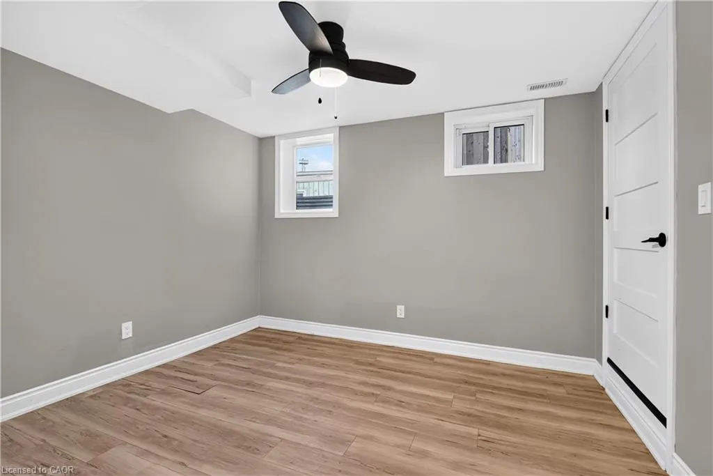 592 Aberdeen Avenue #1