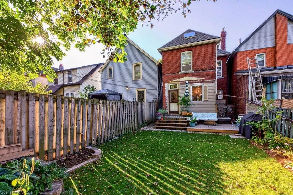 20 Belview Avenue