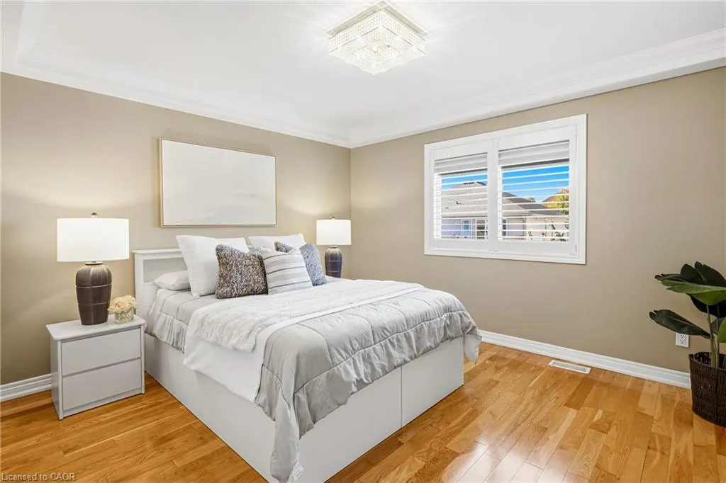 17 First St Louth
