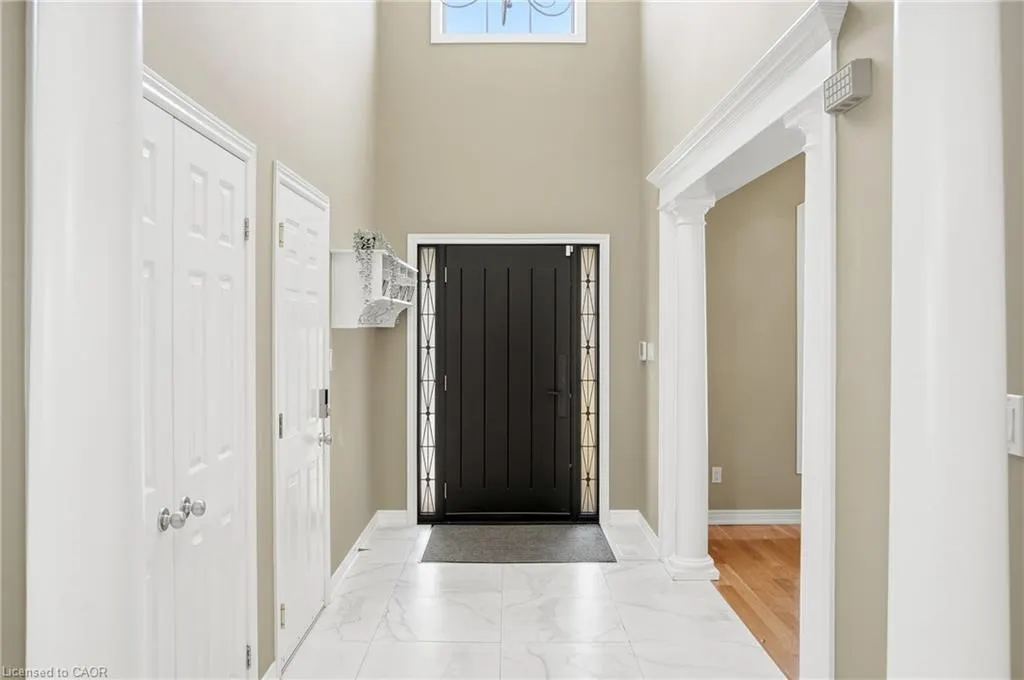 17 First St Louth