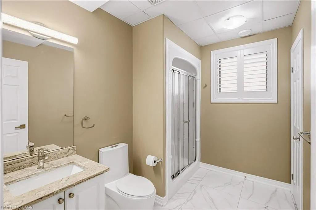 17 First St Louth