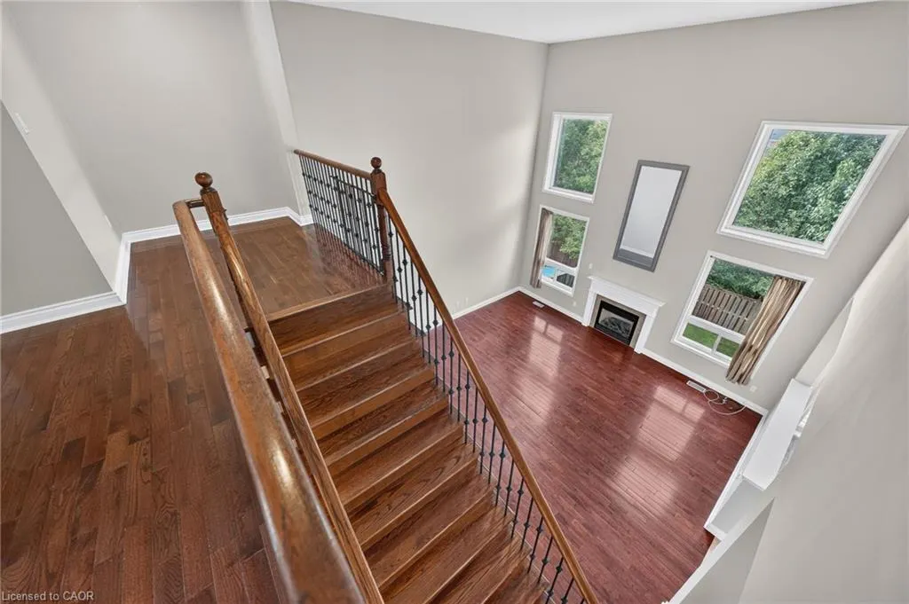 103 Swift Crescent