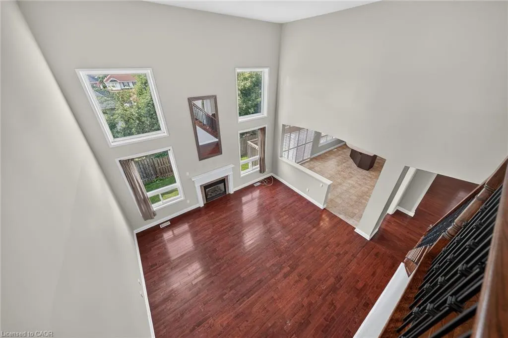 103 Swift Crescent