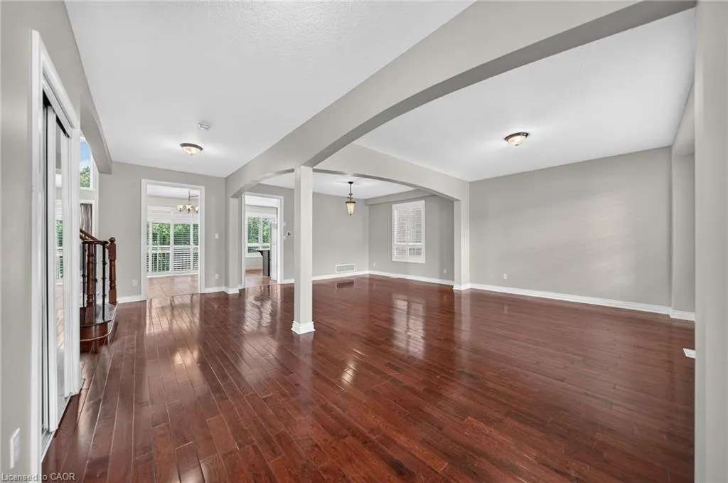 103 Swift Crescent