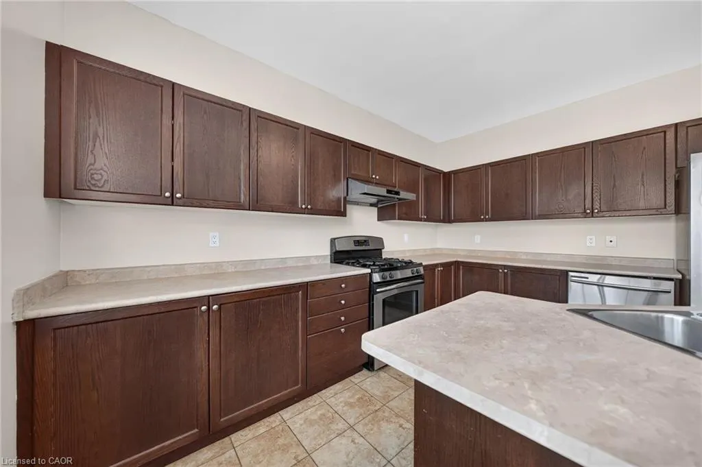 103 Swift Crescent