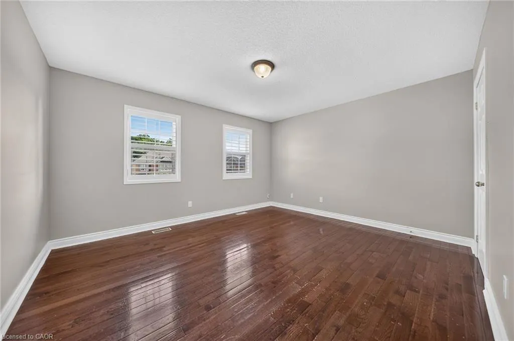 103 Swift Crescent