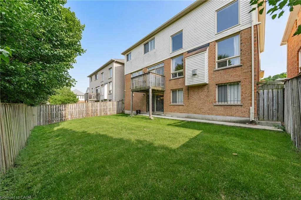 103 Swift Crescent