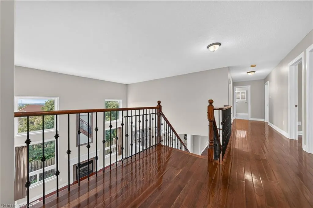 103 Swift Crescent