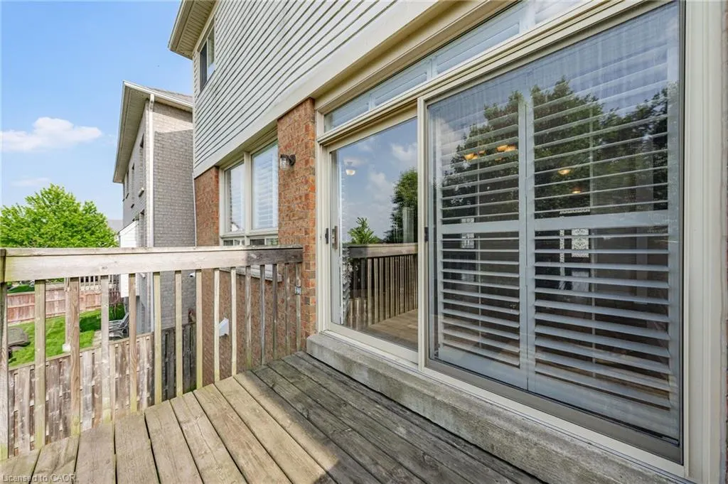 103 Swift Crescent
