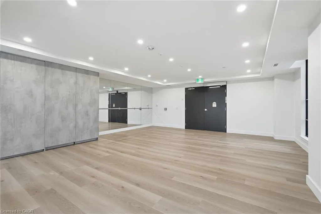 461 Green Road #206