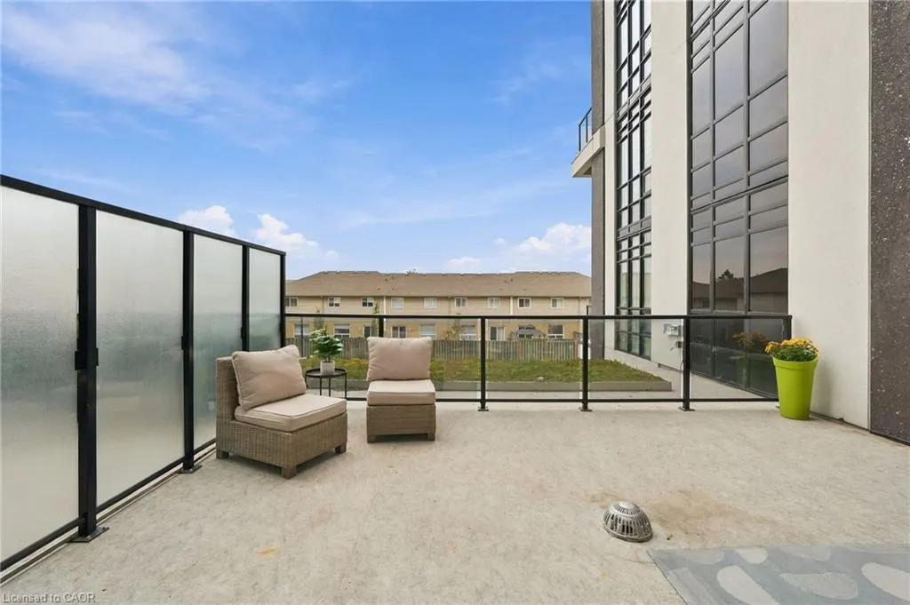 461 Green Road #206